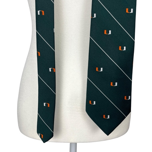 Campus Classics Other - U of Miami Campus Classics "U" Logo Tie Green Orange White Florida Football